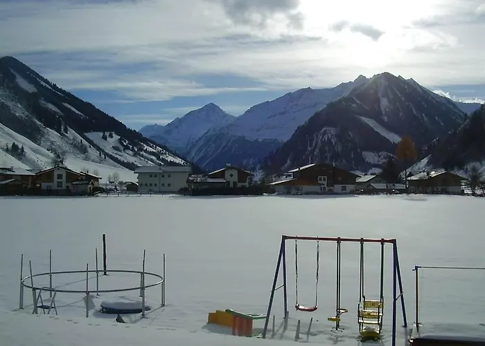 Lejlighed Manuela, Haus